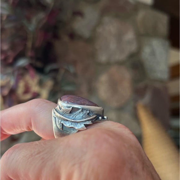 Acid Queen Ruby Oak Leaf Ring, Size 7.25 - Picture 6 of 14